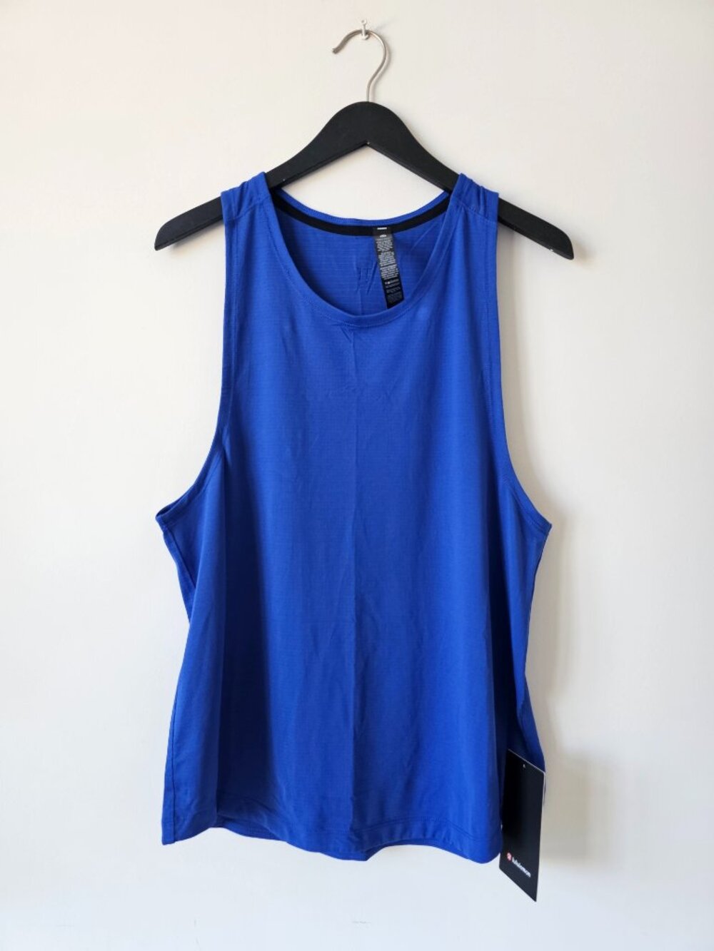 NWT LULULEMON BEBA Beach Ball Blue License To Train Tank Top Shirt Men's Large